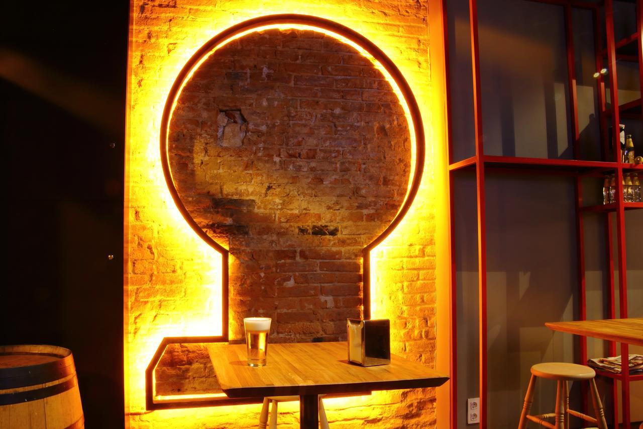 Poshtel Bilbao - Premium Hostel מראה חיצוני תמונה