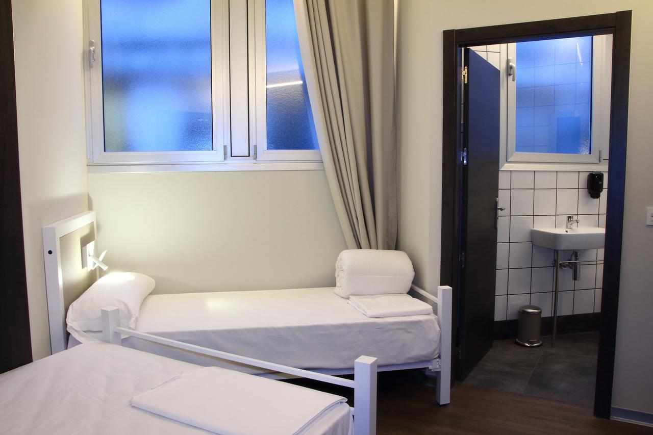Poshtel Bilbao - Premium Hostel מראה חיצוני תמונה